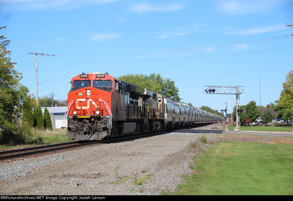 CN 3255 South